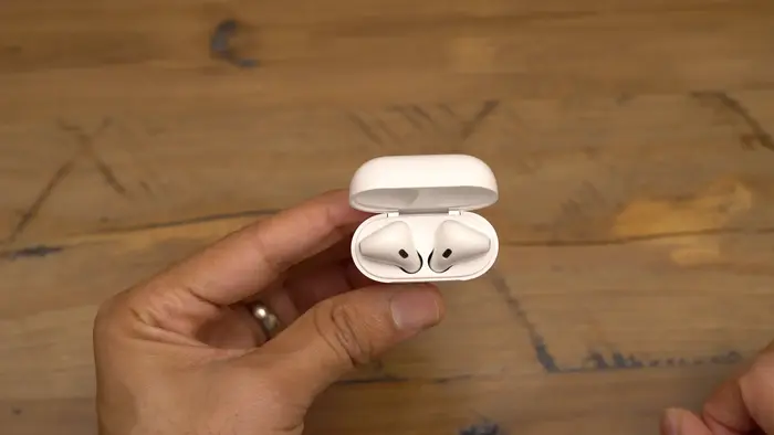 Reset the AirPods Case